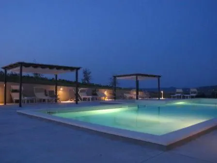 Castiglione Del Lago Sleeps 6 * Ravigliano
